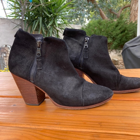 Rag and Bone Black Suede Margot Zippered Heeled Botties Made in Italy Size 39 - Picture 1 of 16